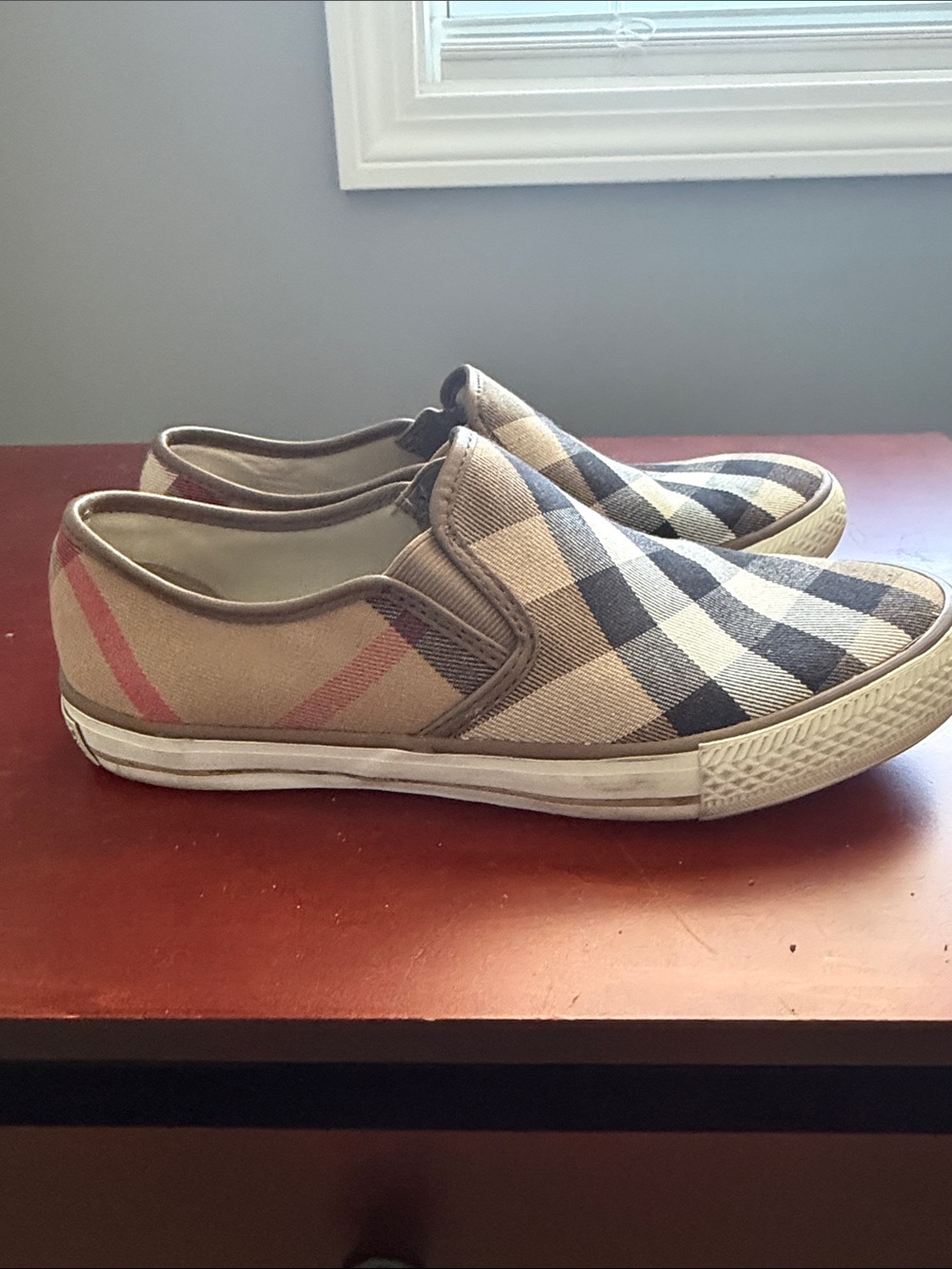 Burberry Beige Black Check Slip-On Loafers - Picture 5 of 6